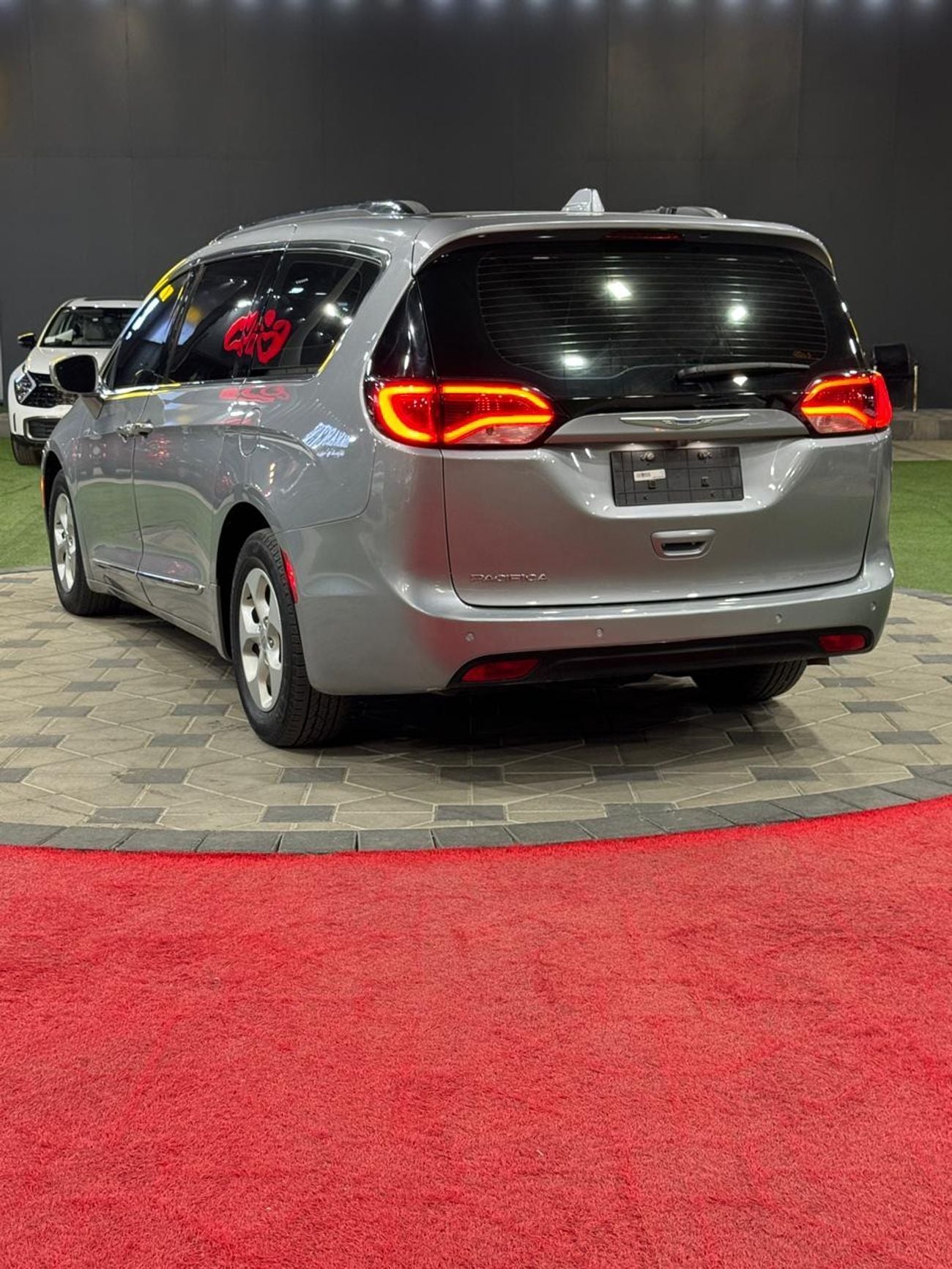 Chrysler Pacifica TOURING L PLUS Limtied 3.6L