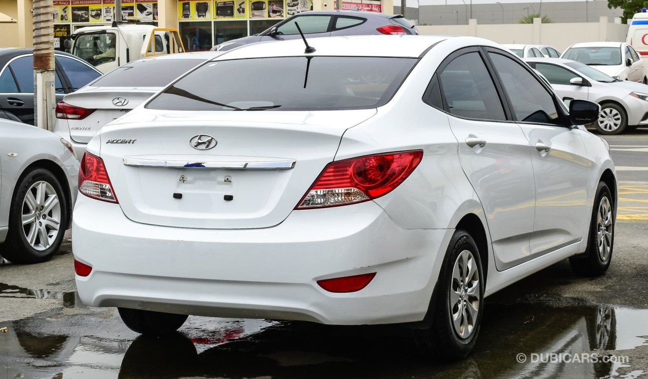 Hyundai Accent