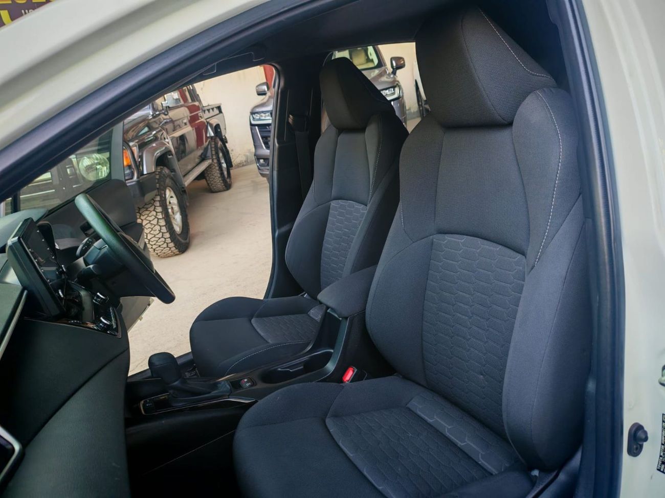 Toyota Corolla HATCH BACK 2.0 PETROL