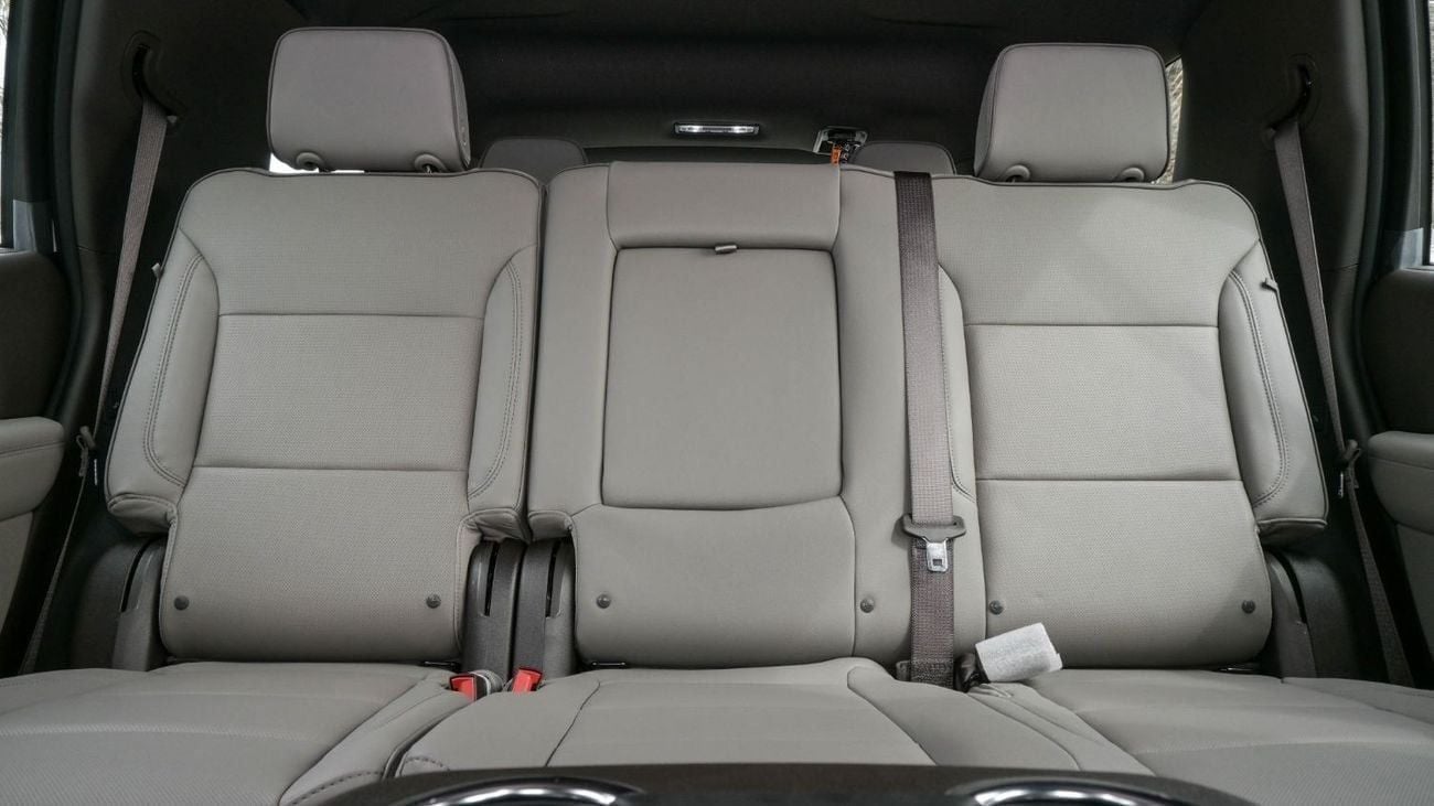 GMC Yukon GMC YUKON Elevation RWD 5.3L V8 - 2025 - Brand New (Export)