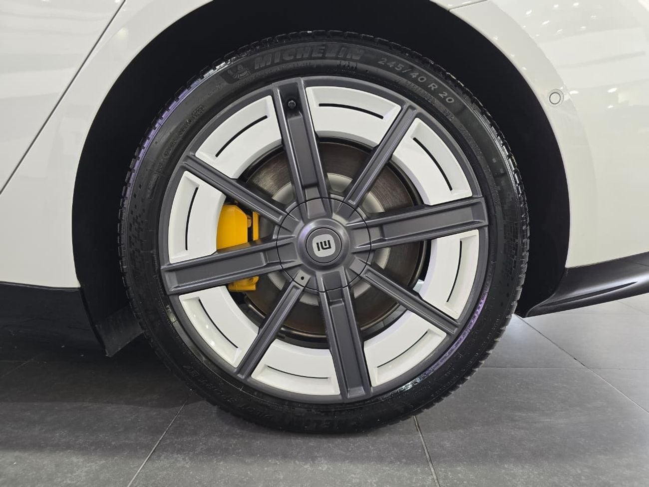 شاومى SU7 STD (NON GCC)