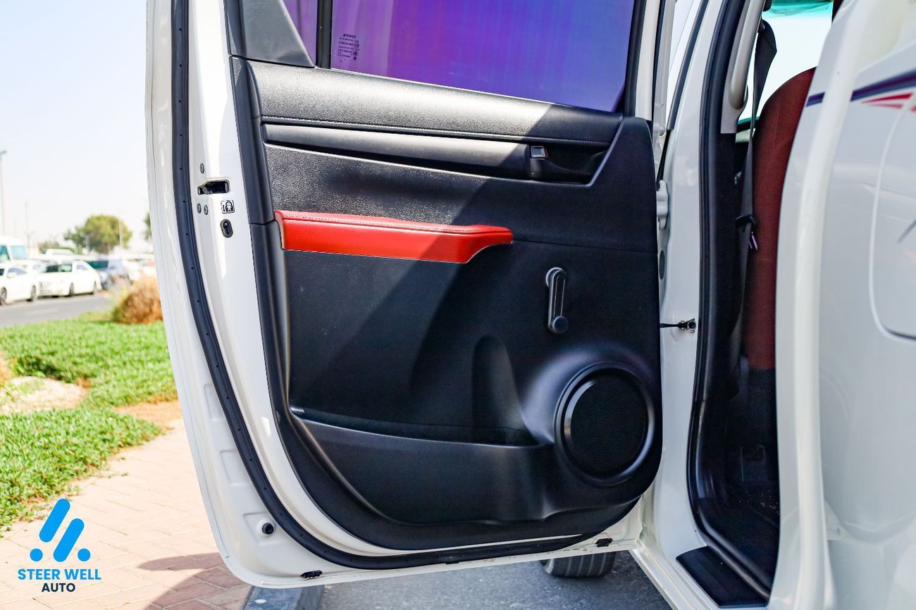 Toyota Hilux GL 2.7L Double Cab Utility AWD 2022 2.7L Petrol Dual Cab Pickup | Automatic | GCC Specs | Best Price