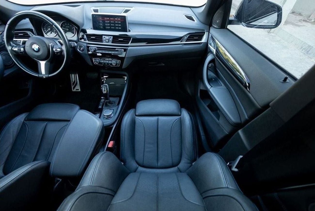 بي أم دبليو X1 xDrive 25i M Sport 2.0L BMW X1 xDrive25i M-Sport 2018 GCC under Agency Warranty with Flexible Down-P