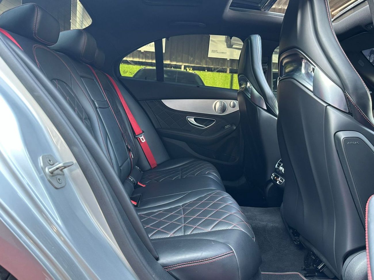 Mercedes-Benz C 63S AMG Std 4.0L (5 Seater)