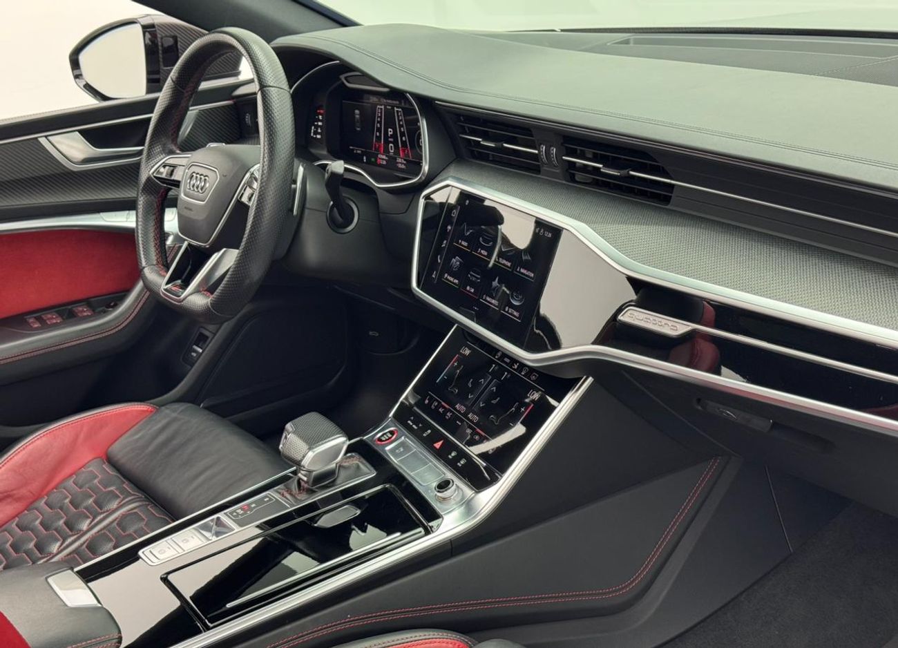 أودي RS7 TFSI quattro 4.0L 2022 Audi RS7 TFSI quattro, 2026 Audi Warranty And Service Contract, GCC