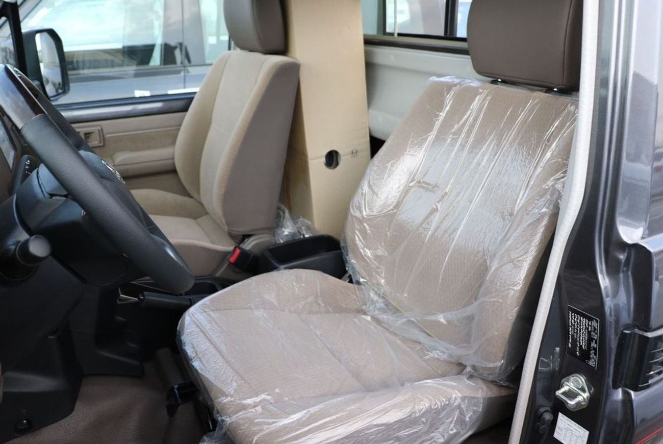 Toyota Land Cruiser Pick Up 2024 Land Cruiser LC79 4.0L Single cabin Auto Gear Full option