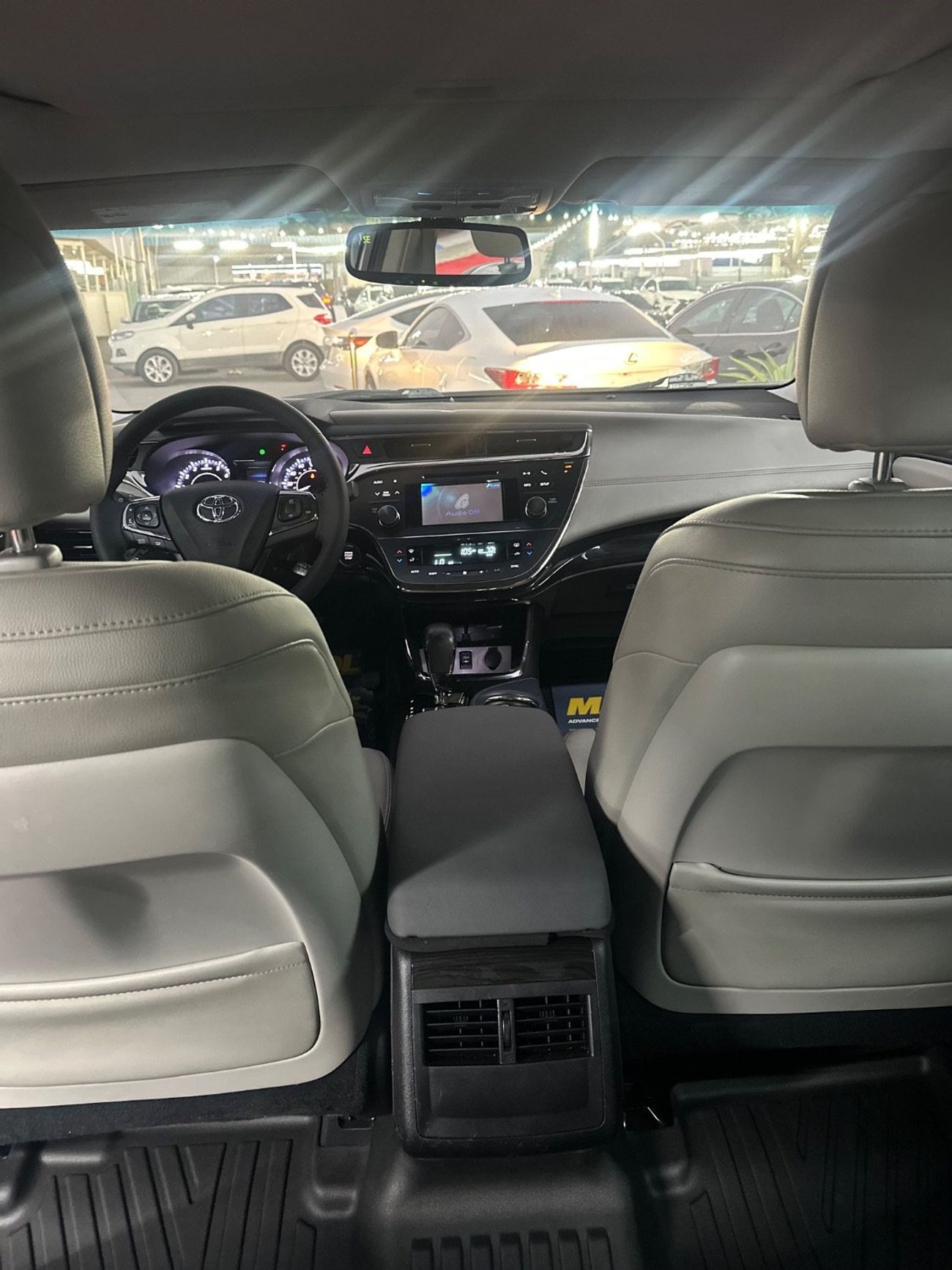 تويوتا افالون XLE 3.5L