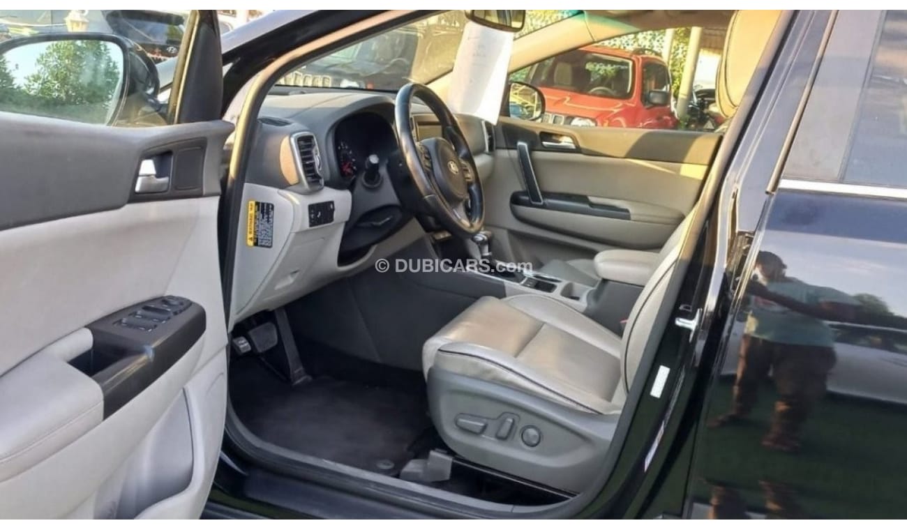 كيا سبورتيج EX اعلى