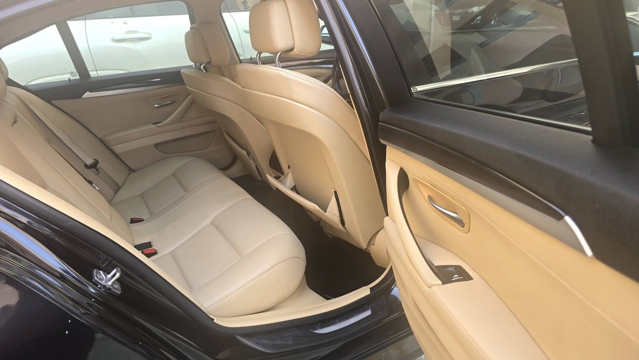 بي أم دبليو 528i EXCLUSIVE 528i
