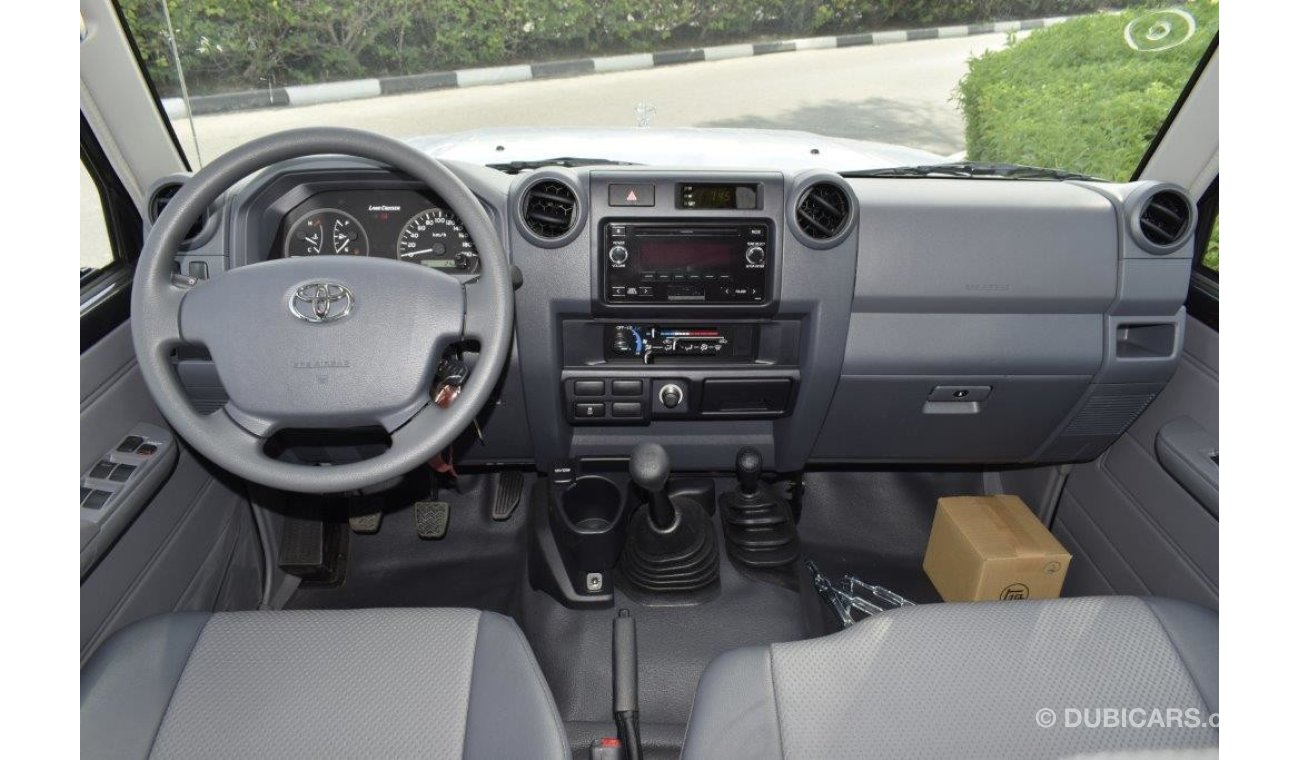 Toyota Land Cruiser Pick Up DOUBLE CAB V8 4.5L TURBO DIESEL 6 SEAT 4WD MANUAL TRANSMISSION