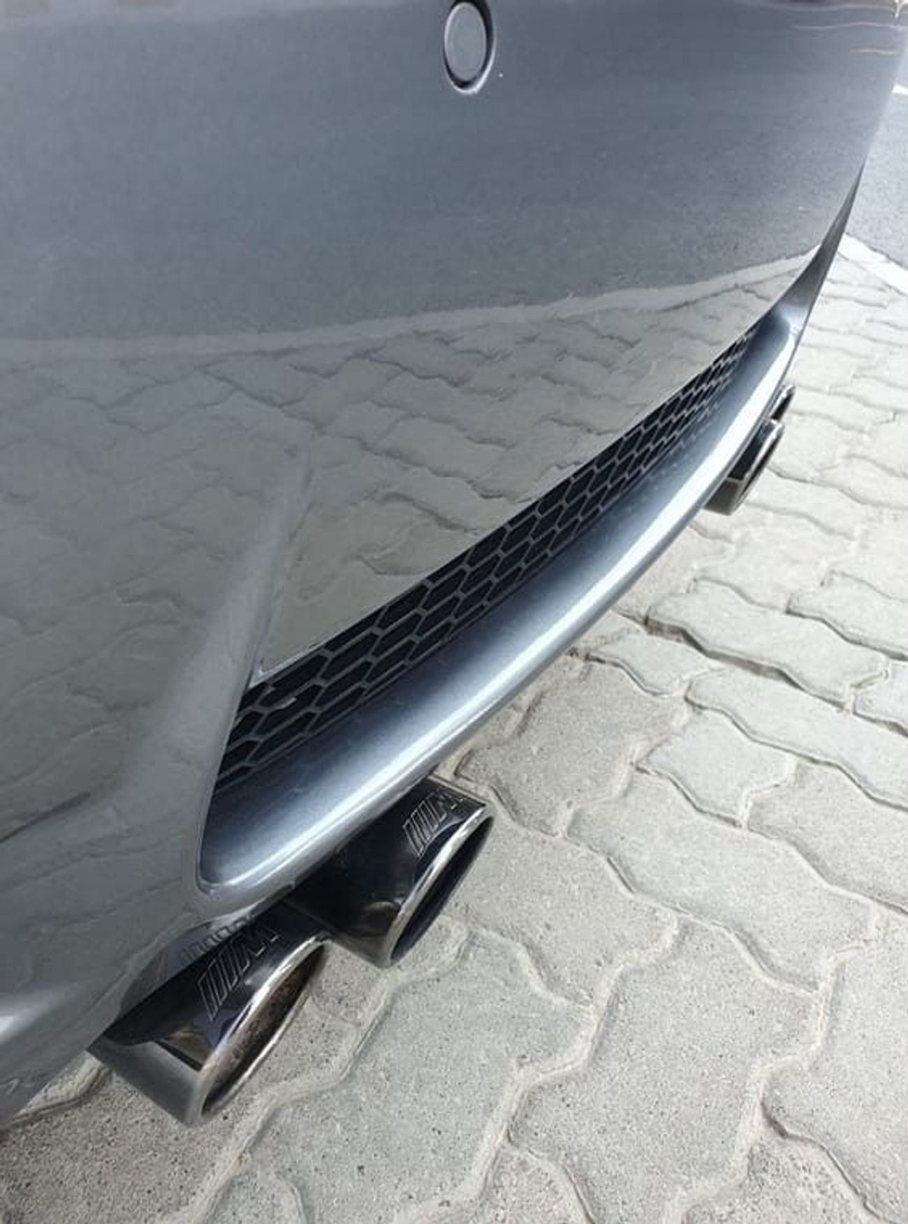 بي أم دبليو 320 Coupe