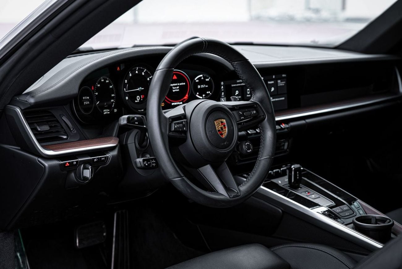 بورش 911 Carrera 4S 3.0L (380 HP) Coupe