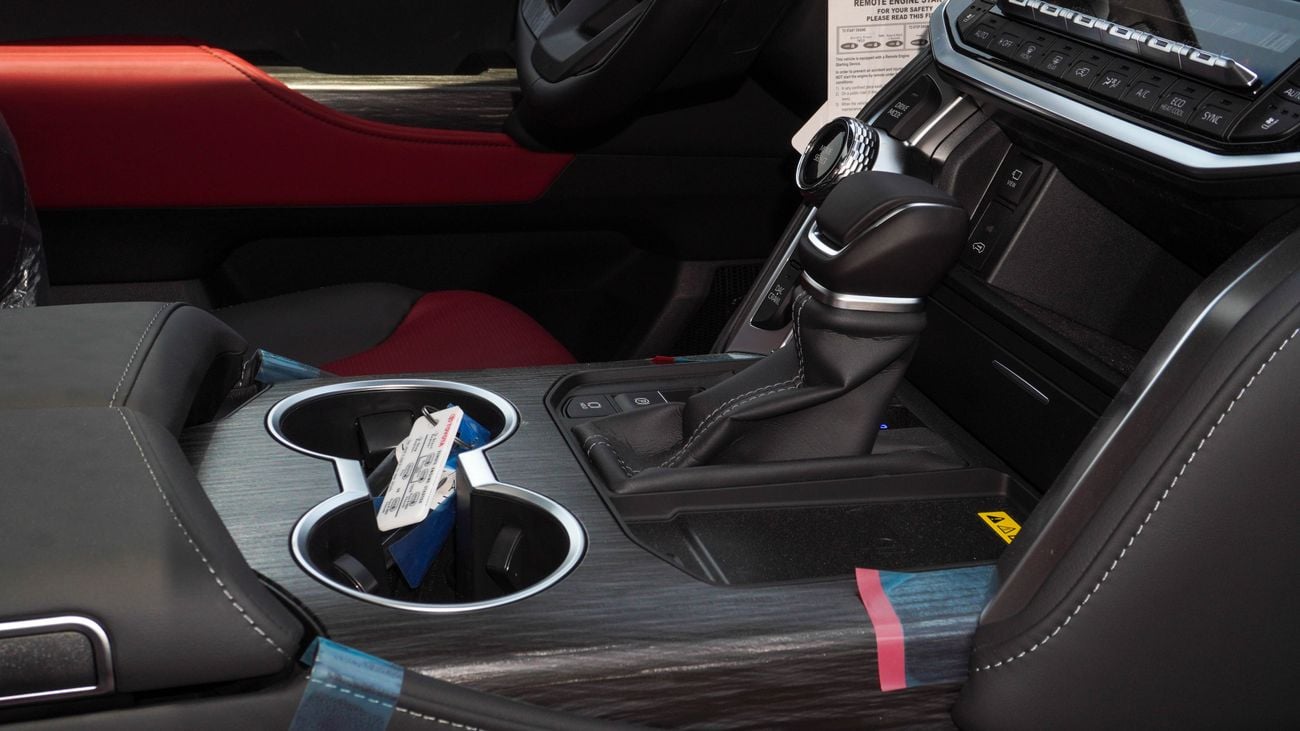 Toyota Land Cruiser VXR  Twin Turbo 3.5 L V6