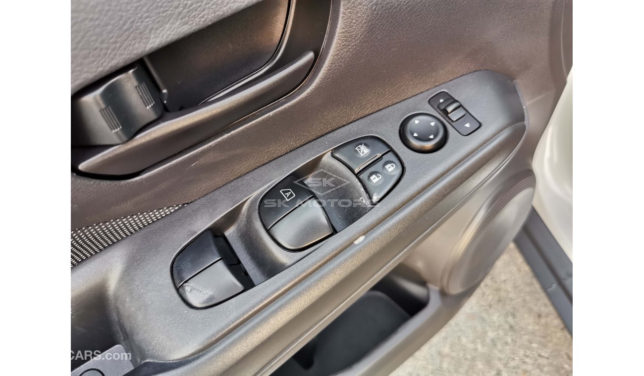 Nissan Kicks 1.6L, 16" Rims, Xenon Headlights, Power Side Mirrors, Power Windows, SRS Airbags (LOT # 1142)