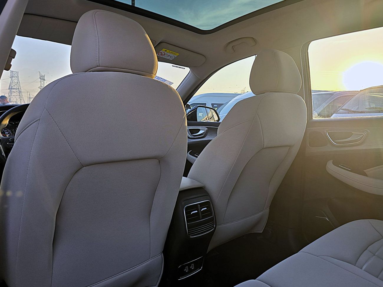 أم جي RX5 Mg RX5 Comfort 1.5l A/T black ⚫ 2024 model with Panoramic Roof and Push Start