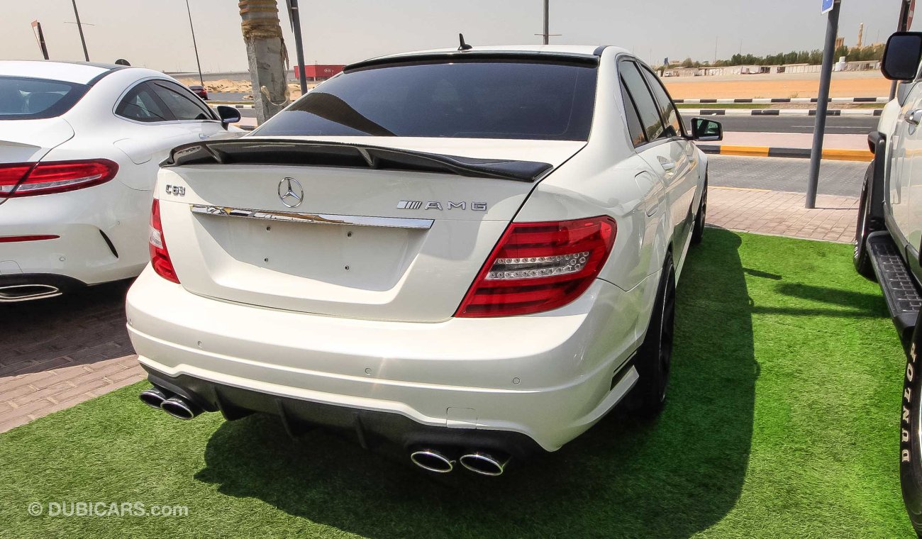 Mercedes-Benz C 63 AMG