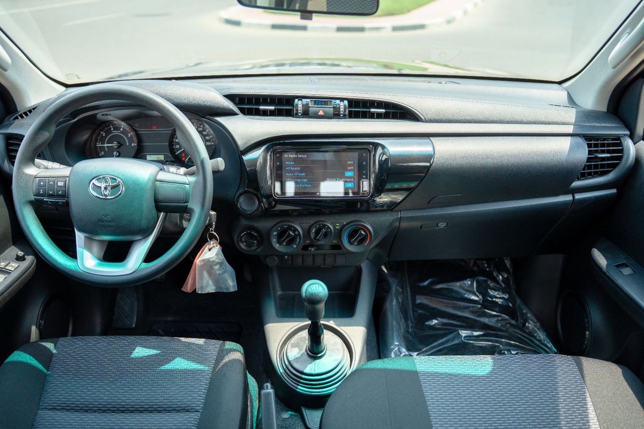تويوتا هيلوكس Toyota Hilux 2025 2.4L Diesel 4WD Double Cab Manual