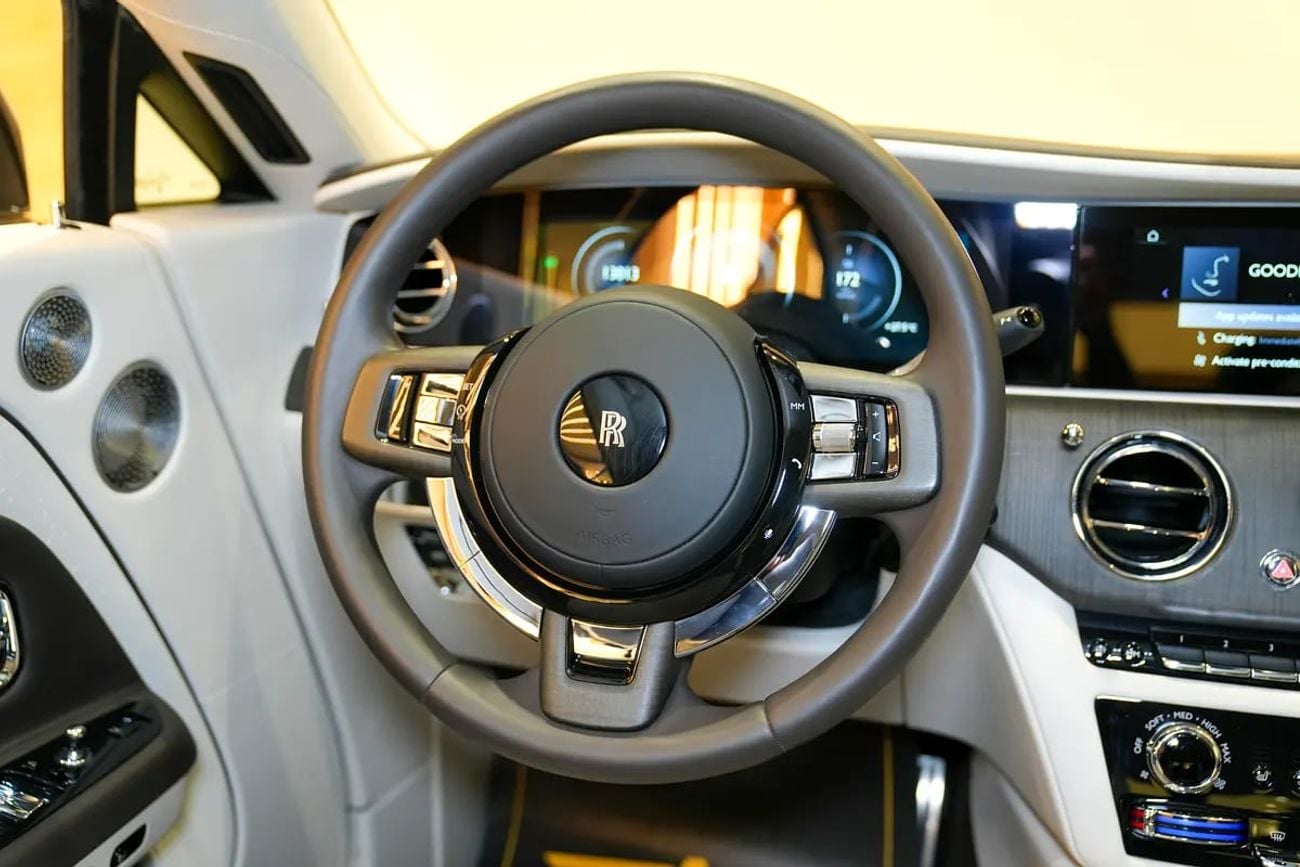 Rolls Royce Spectre STANDARD / Warranty / GCC Spec