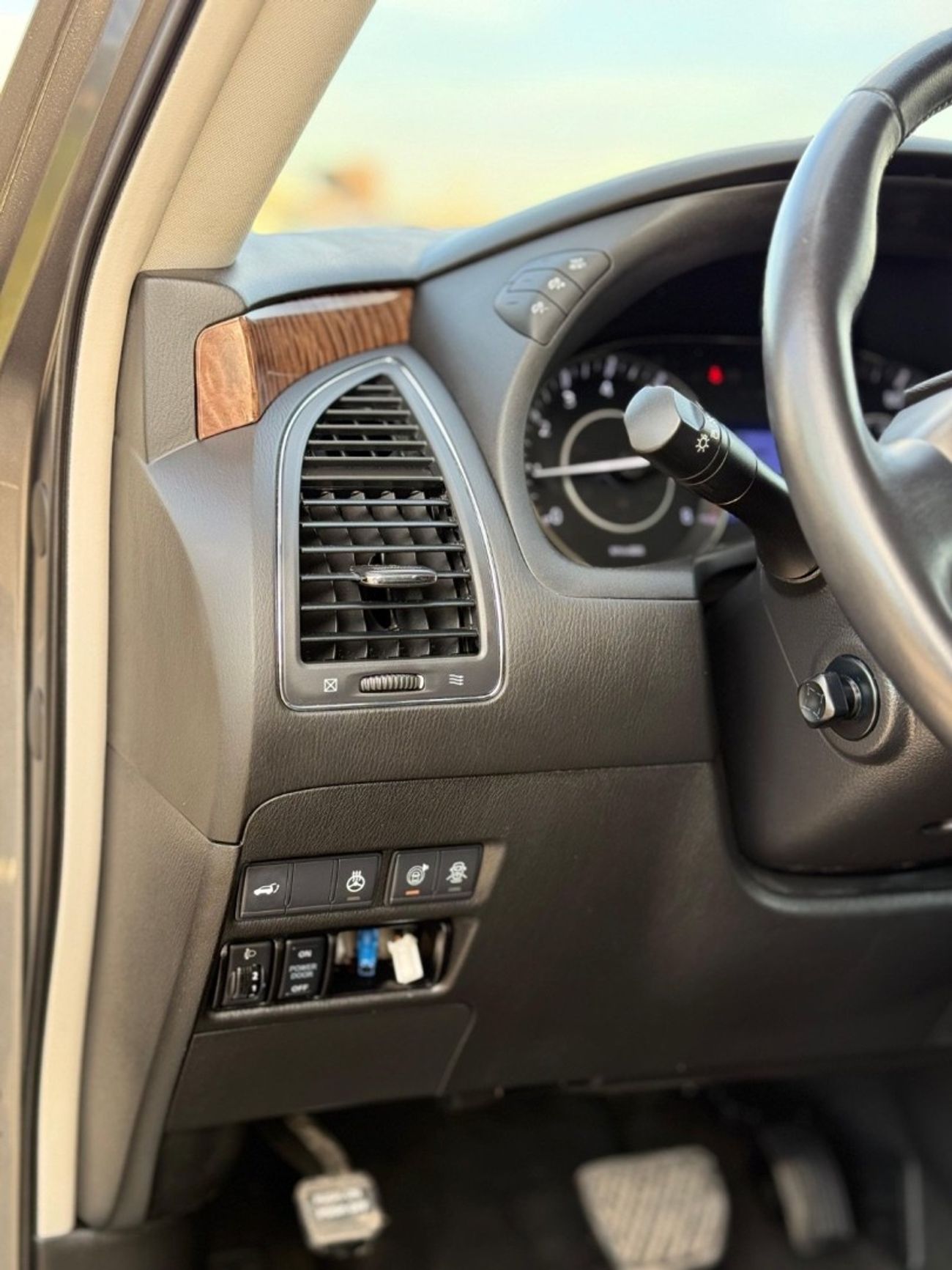 نيسان أرمادا Nissan Armada Platinum Full Option