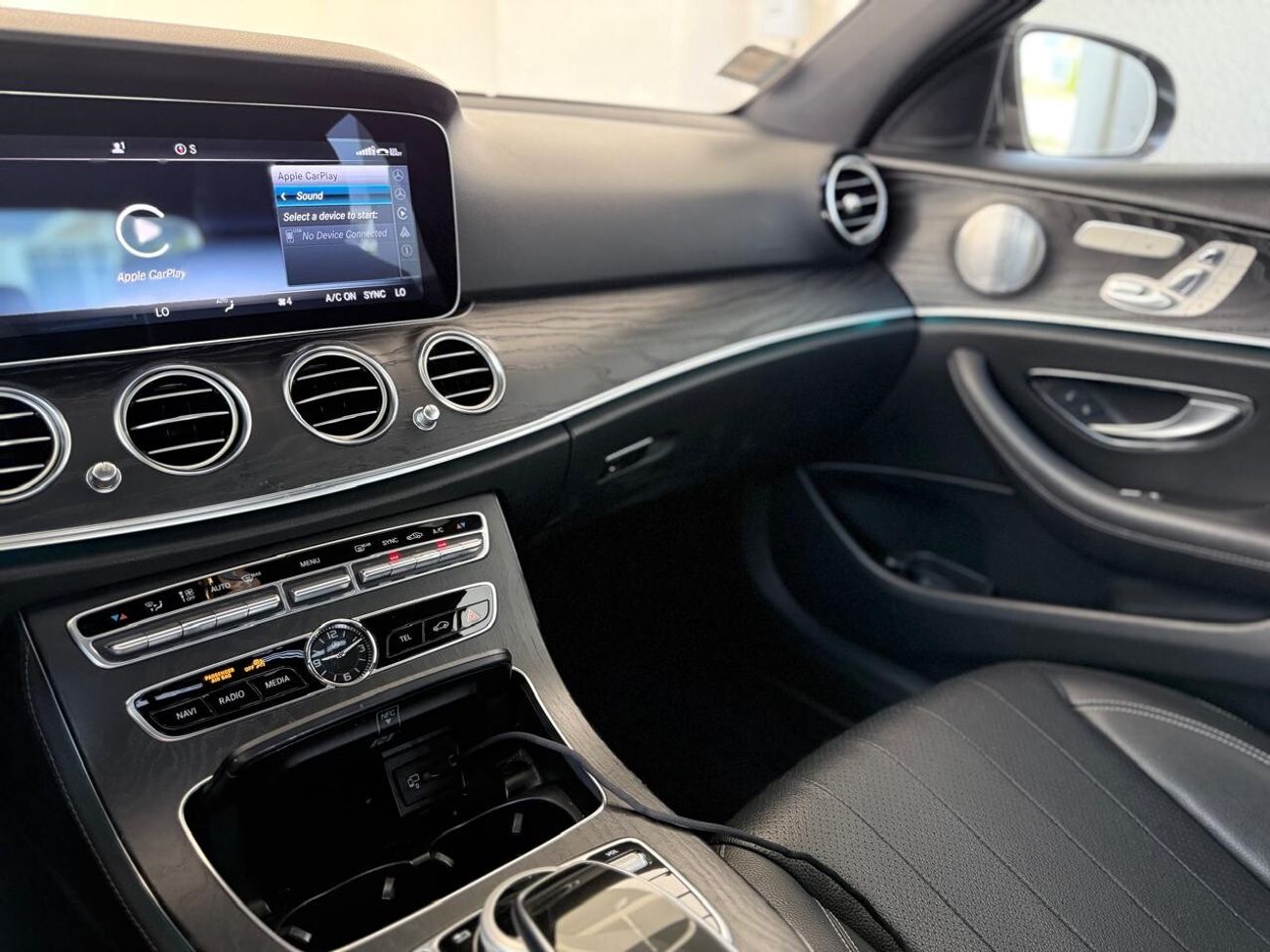 مرسيدس بنز E300 AWD (4MATIC), 2.0L turbo