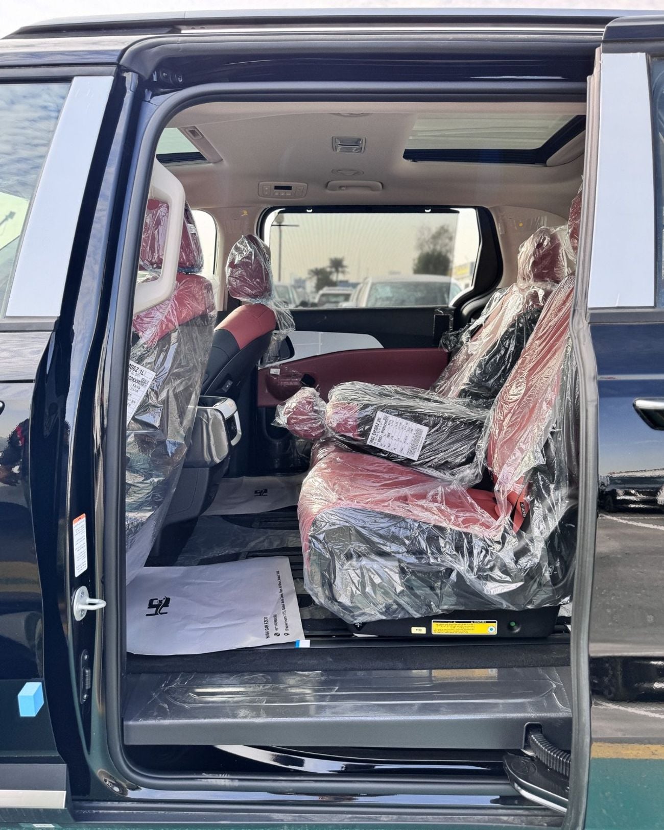 Kia Carnival   KIA CARNIVAL (HEV ) 1.6T GCC specs - 2026 MODEL ( only for EXPORT)