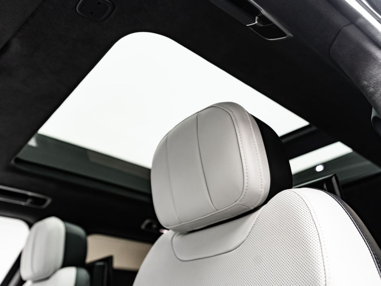 لاند روفر رينج روفر سبورت Dynamic HSE P530 4.4L