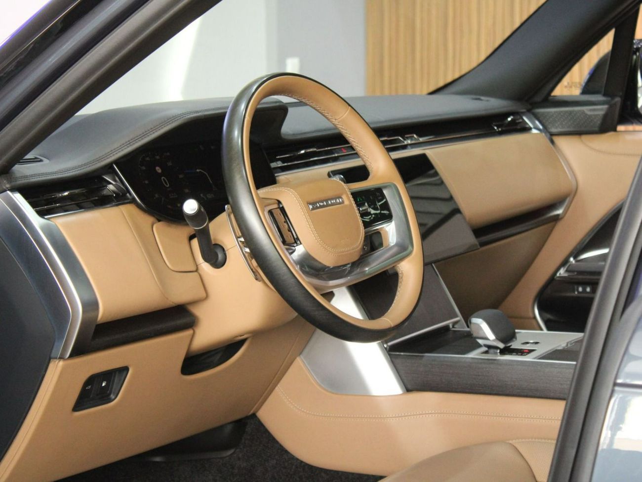 لاند روفر رينج روفر Vogue P550 Autobiography | BRAND NEW!