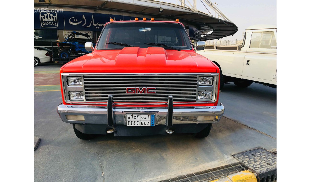 GMC Sierra