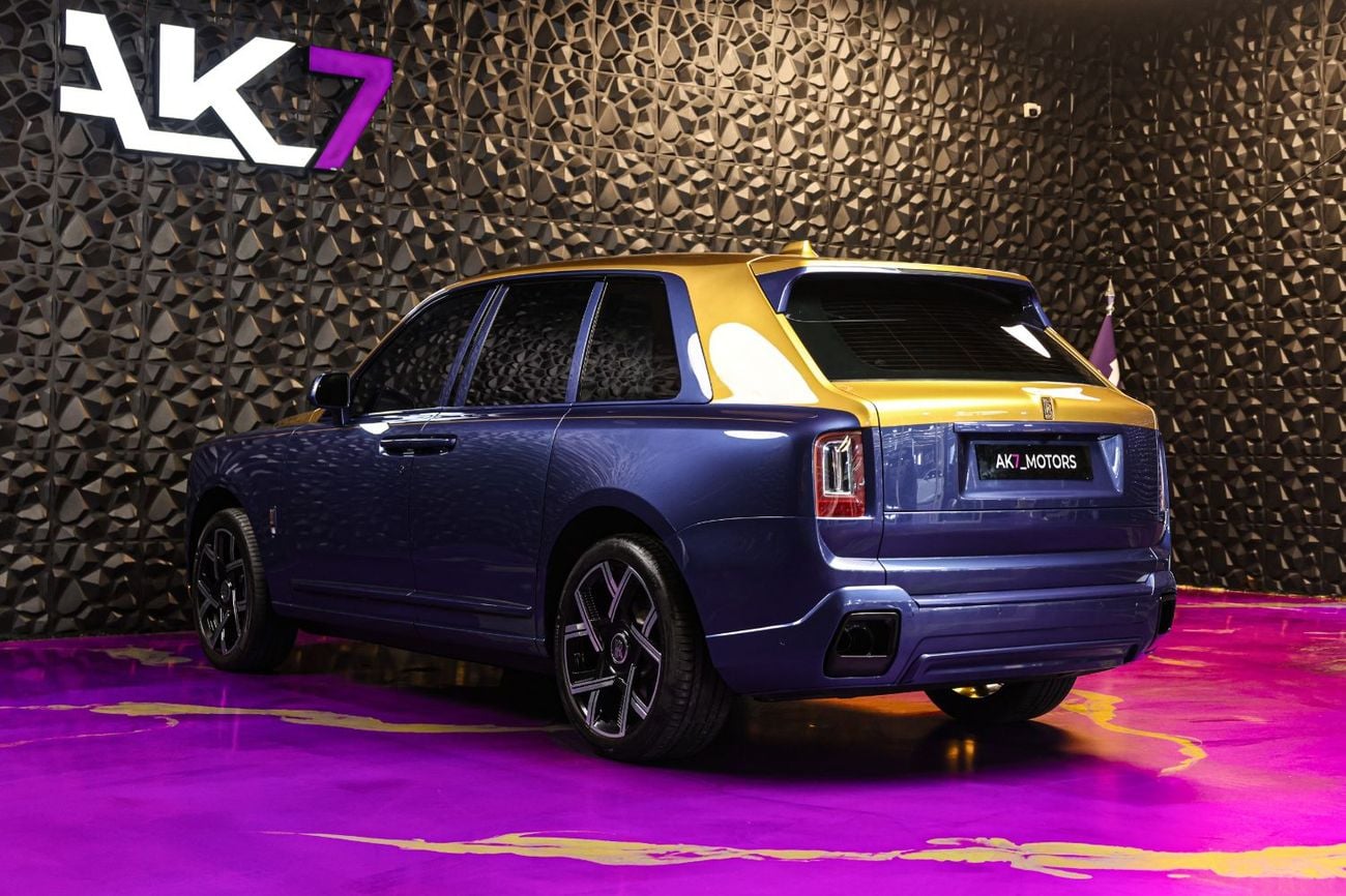 Rolls Royce Cullinan BLACK BADGE