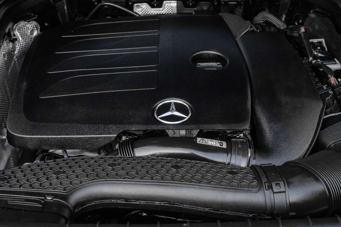 Mercedes-Benz GLC 300 300 | 3,525 P.M  | 0% Downpayment | Excellent Condition!