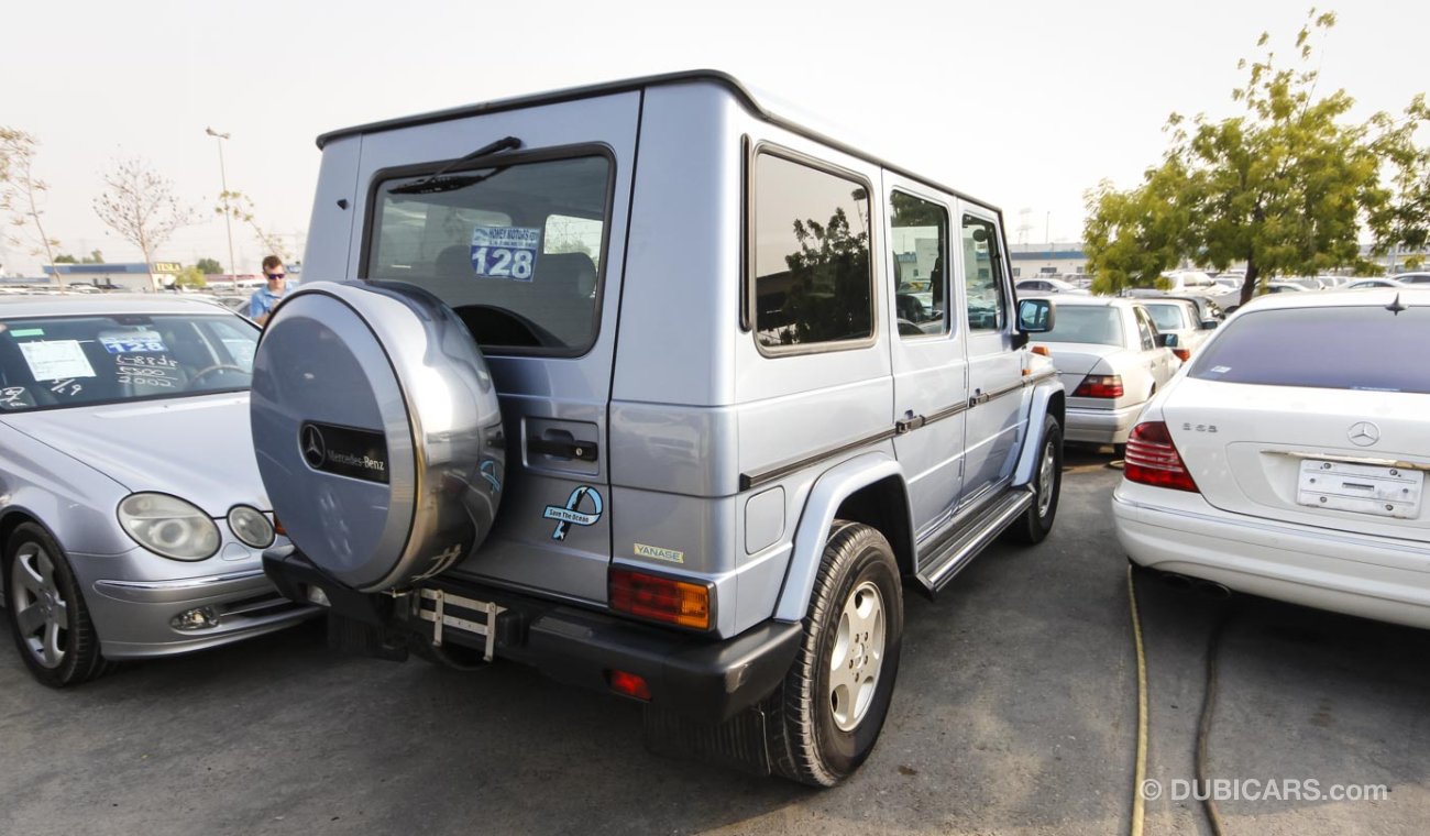 Mercedes-Benz G 320