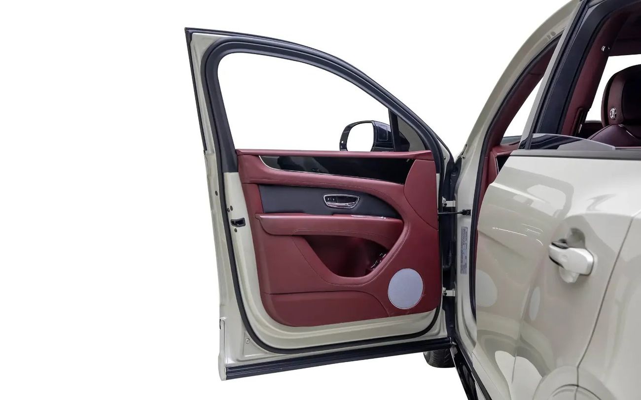 بنتلي بينتايجا S 4.0T - V8 Sports  - GCC Spec - With Warranty and Service Contract