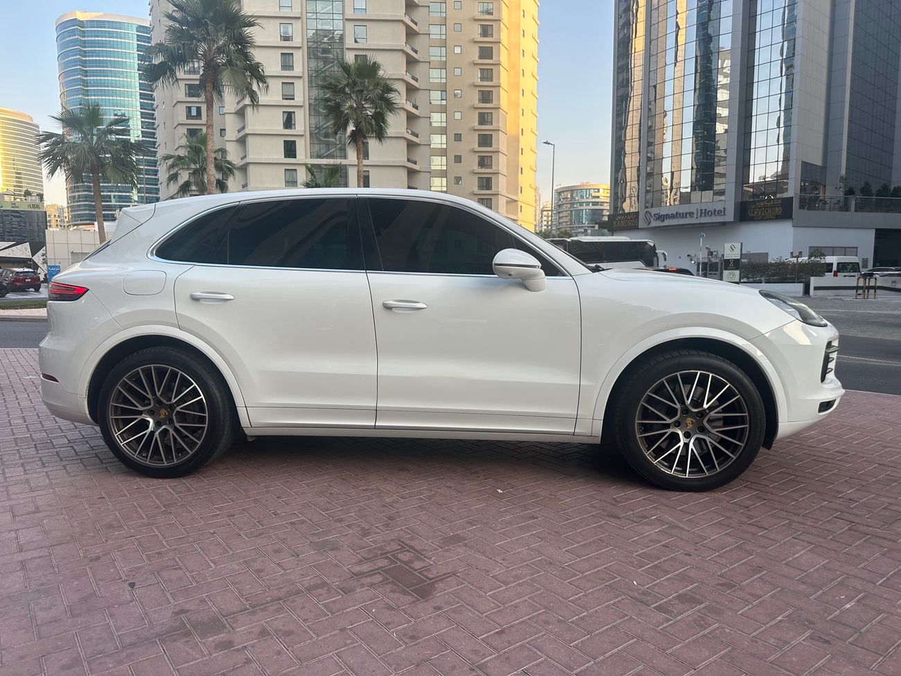Porsche Cayenne S Platinum Edition Turbo