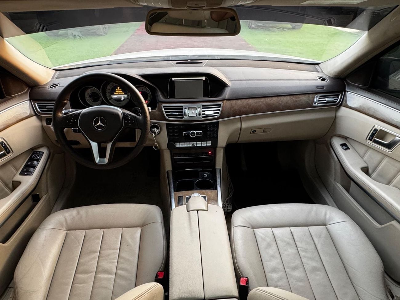 Mercedes Benz E300