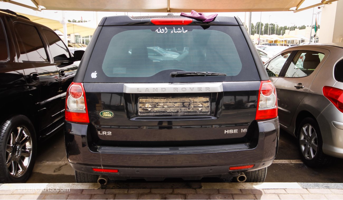 Land Rover LR2 HSE i6