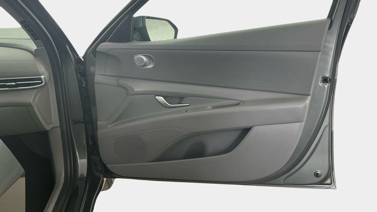 Hyundai Elantra Smart 1.6L Smart | Guaranteed Warranty | 0 Down Payment