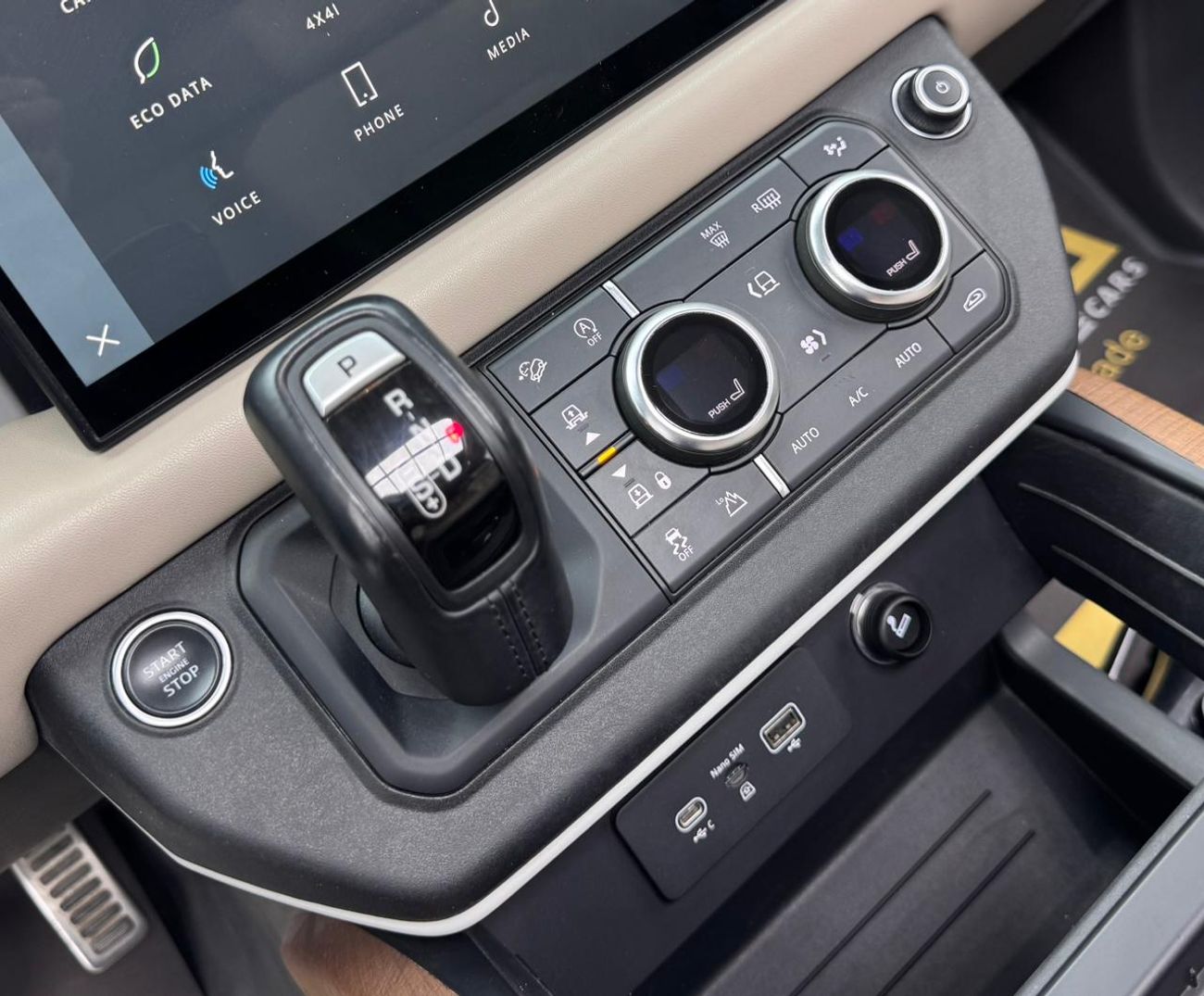 لاند روفر ديفندر 110 HSE P400 3.0L 2022 Land Rover Defender 110 P400 HSE, Oct / 2026 Range Rover Warranty, GCC