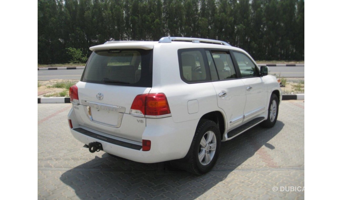 Toyota Land Cruiser GXR V8 top of the range