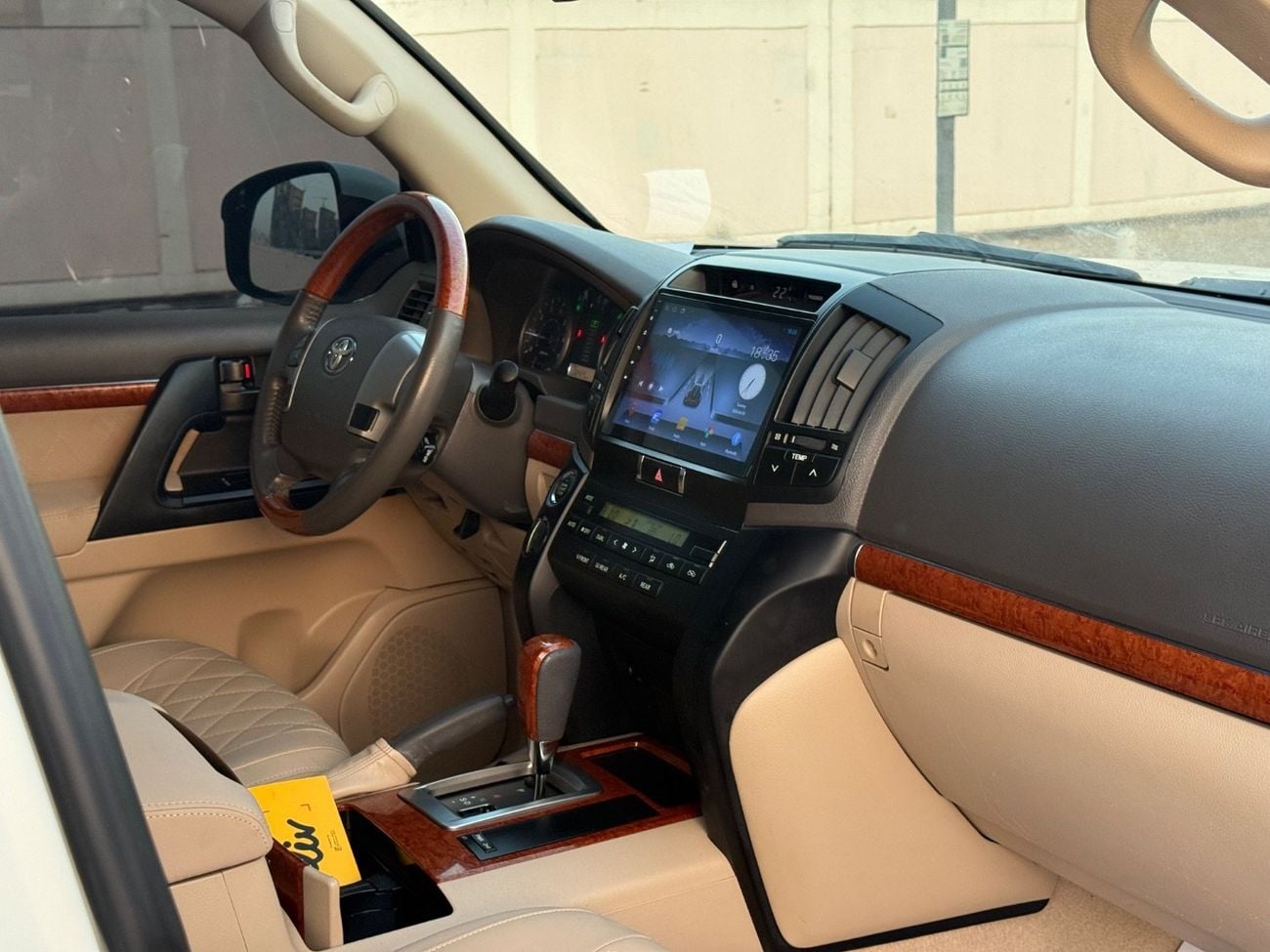 Toyota Land Cruiser GXR 4.0L (271 HP) AWD 2013 GXR 4.0L 4WD FACELIFTED 2025 WITH EXTERIOR GCC IN EXCELLENT CONDITION