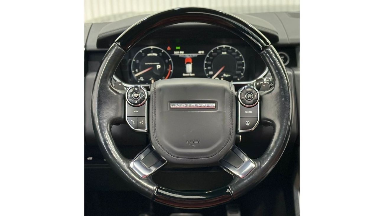 Land Rover Range Rover 2015 Land Rover Range Rover Vogue SE Supercharged, Full Service History, Excellent Condition, GCC