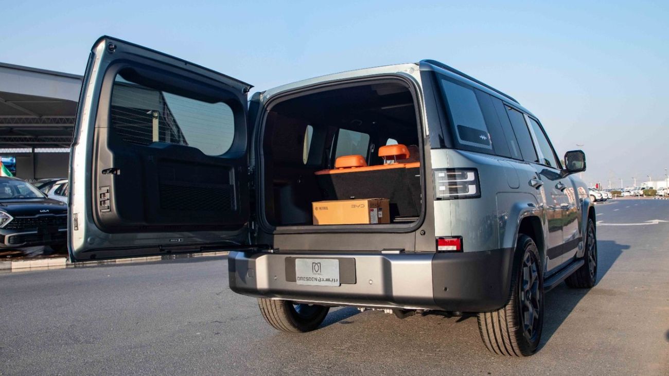 بي واي دي ليوبارد تيتانيوم 7 DM-i 190KM 4WD ULTRA EDITION | 2025 | Ready Stock Limited QTY | For Local Registration +10%