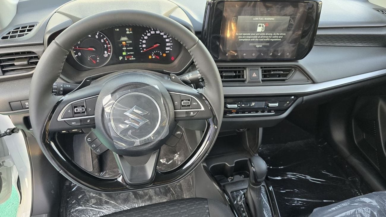 سوزوكي سويفت TrimSuzuki Swift full option Hybrid 1.2 L 2026