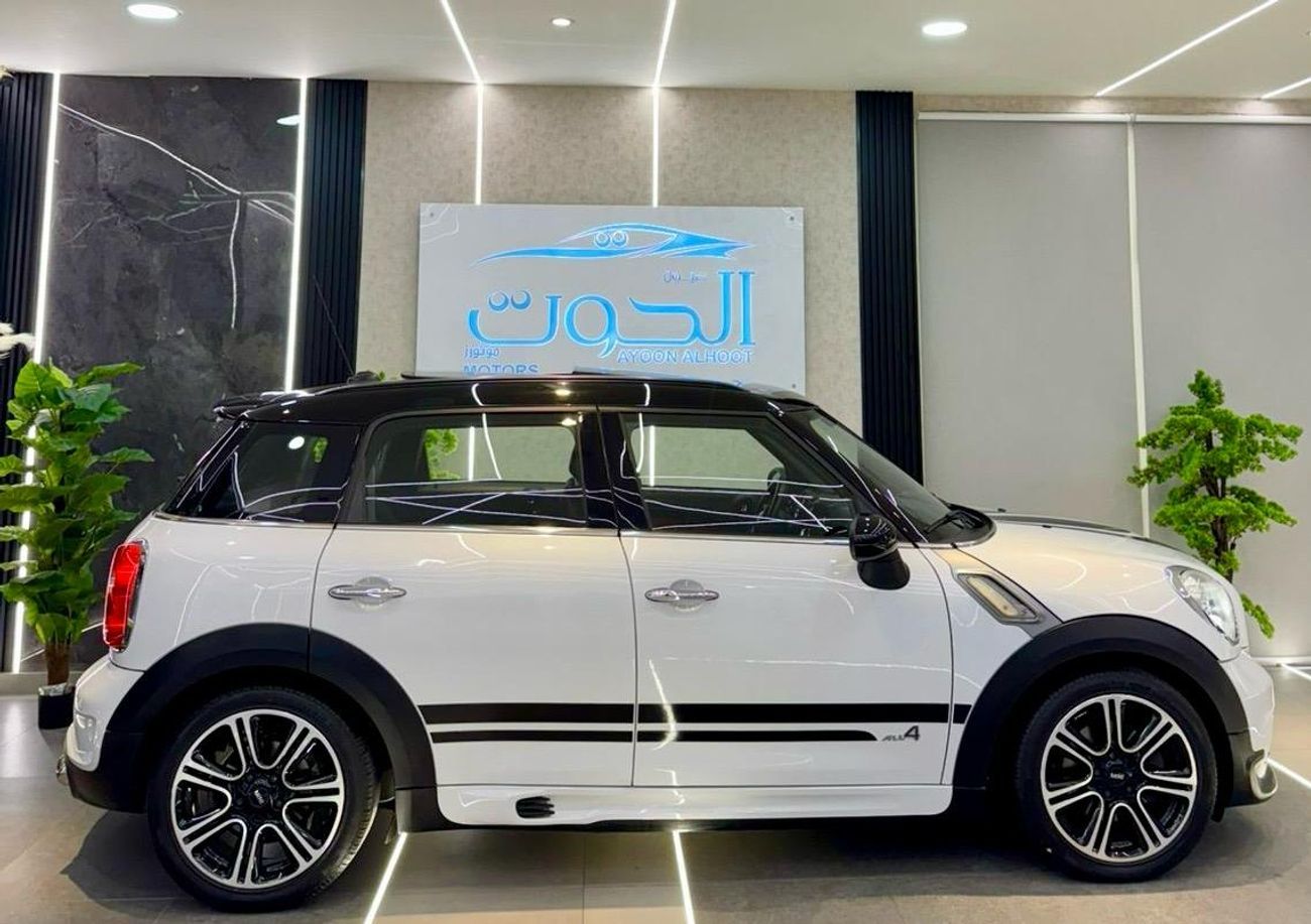 Mini John Cooper Works Countryman UNIQUE Mini COUNTRYMAN JOINS COOPER WORKS || ACCIDENT FREE || GCC || PANORAMIC ROOF