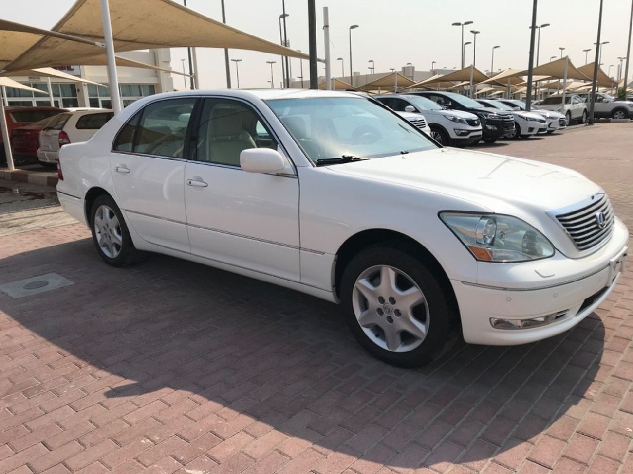 Lexus LS430 وارد أمريكي فل ألترا بدون حوادث بدون صبغ