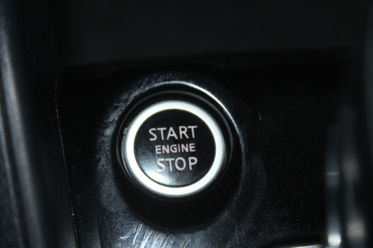 نيسان كيكس SV نيسان كيكس 2017 خليجي فل اوبشن بدون صبغ بدون حوادث