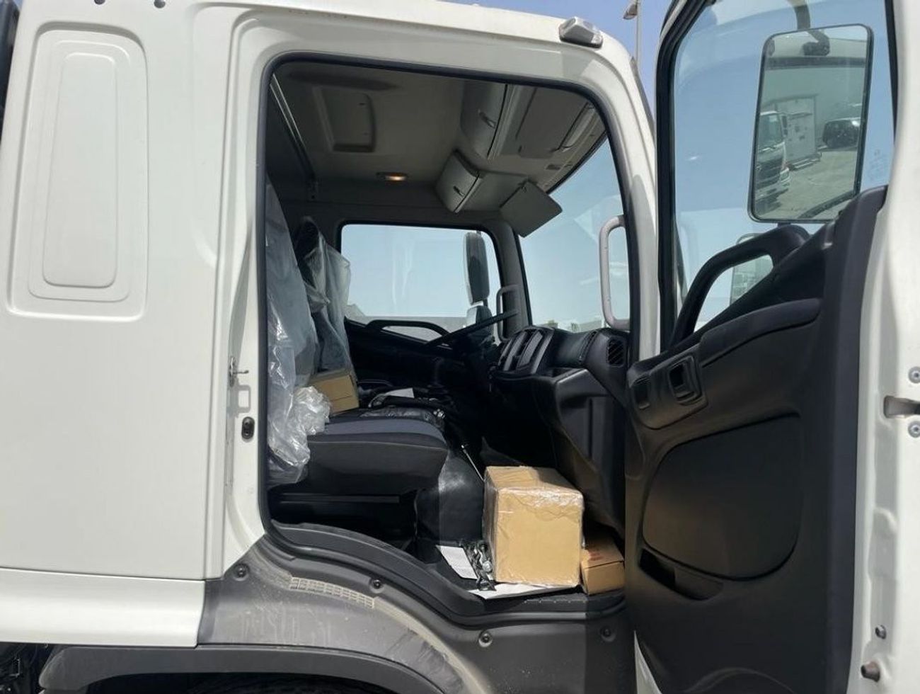 هينو 500 HINO 500 SERIES 1221 with Big Box 5.8 Tons Diesel manual Zero KM