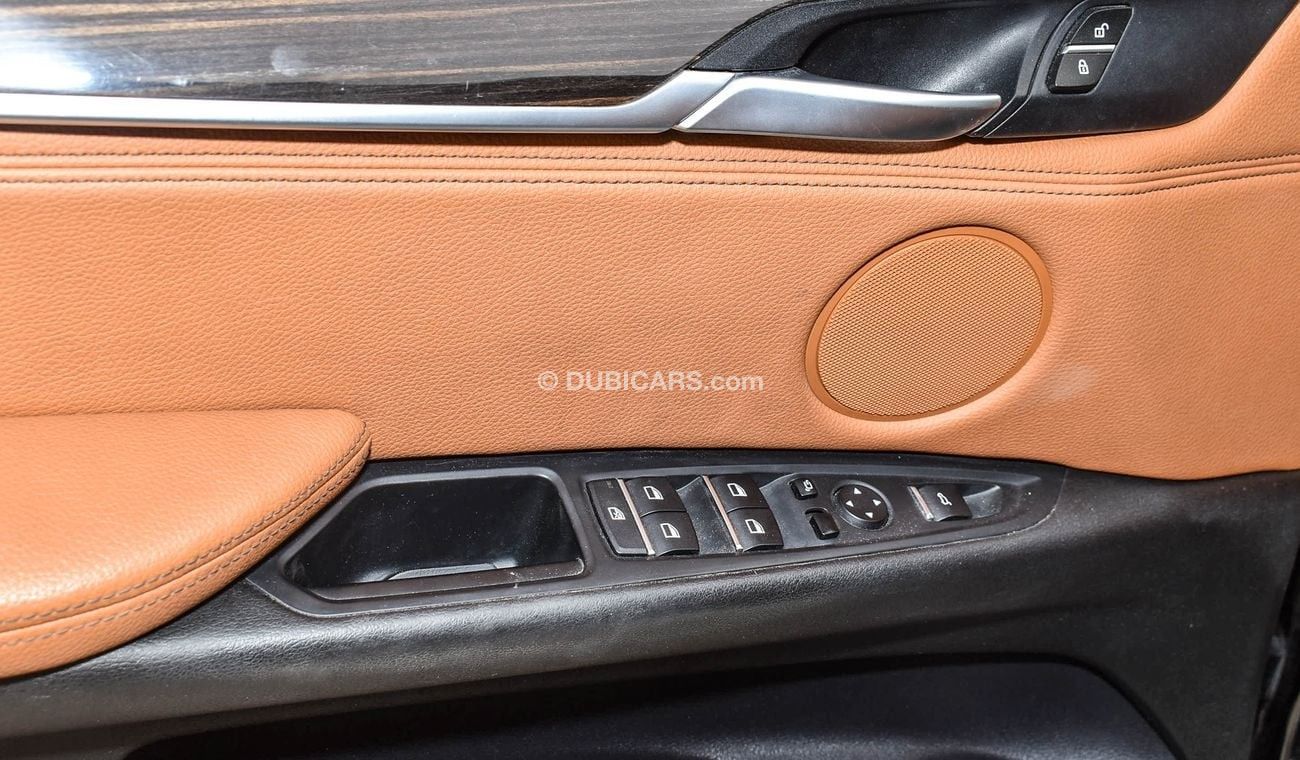 BMW X6 xDrive 35i 3.0L | 2017 | GCC Specs | V6 320 HP | Perfect Condition