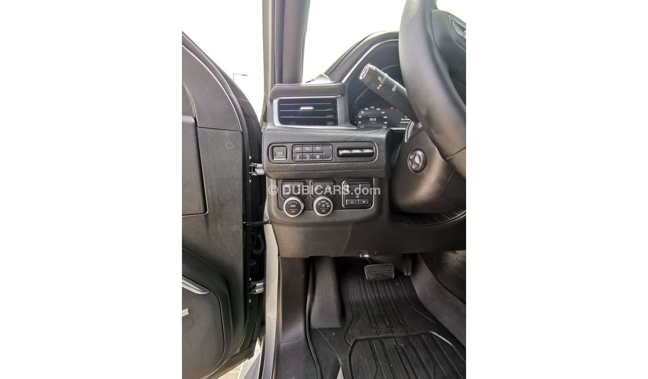 جي أم سي يوكون GMC Denali ( Diesel ) - 2023 - Silver