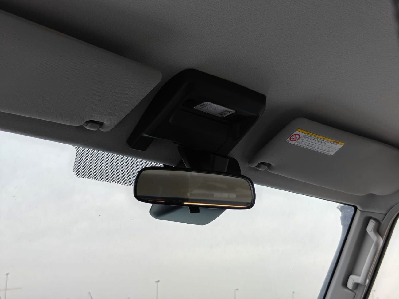 تويوتا لاند كروزر 70 Toyota Land Cruiser 70 2026 TOYOTA LC 76 2.8L DIESEL 4WD GCC SPEC