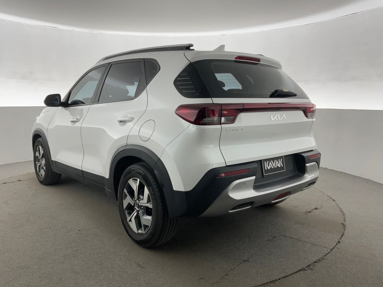 Kia Sonet EX STD | Carnival Sale • UP TO AED 20,000 OFF | Guaranteed Warranty | 0 Down Payment